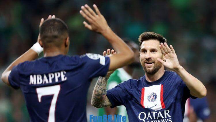 Messi và Mbappe phá thủng lưới Maccabi